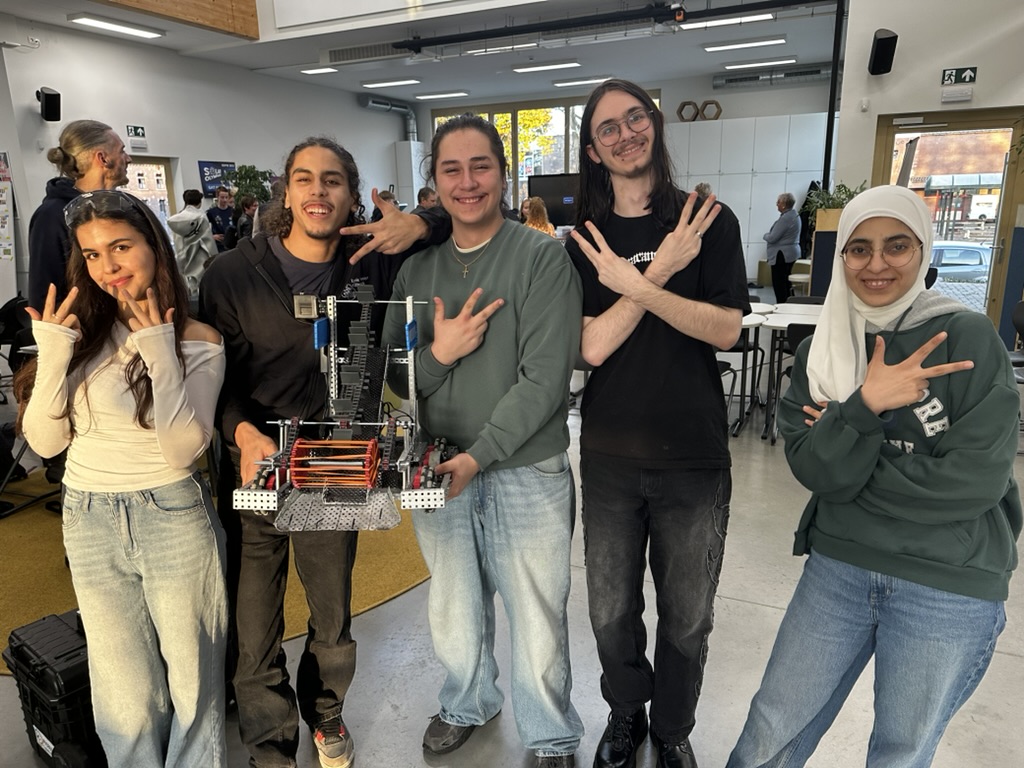 D’Cyberknights um Turnéier “Sharkbite”