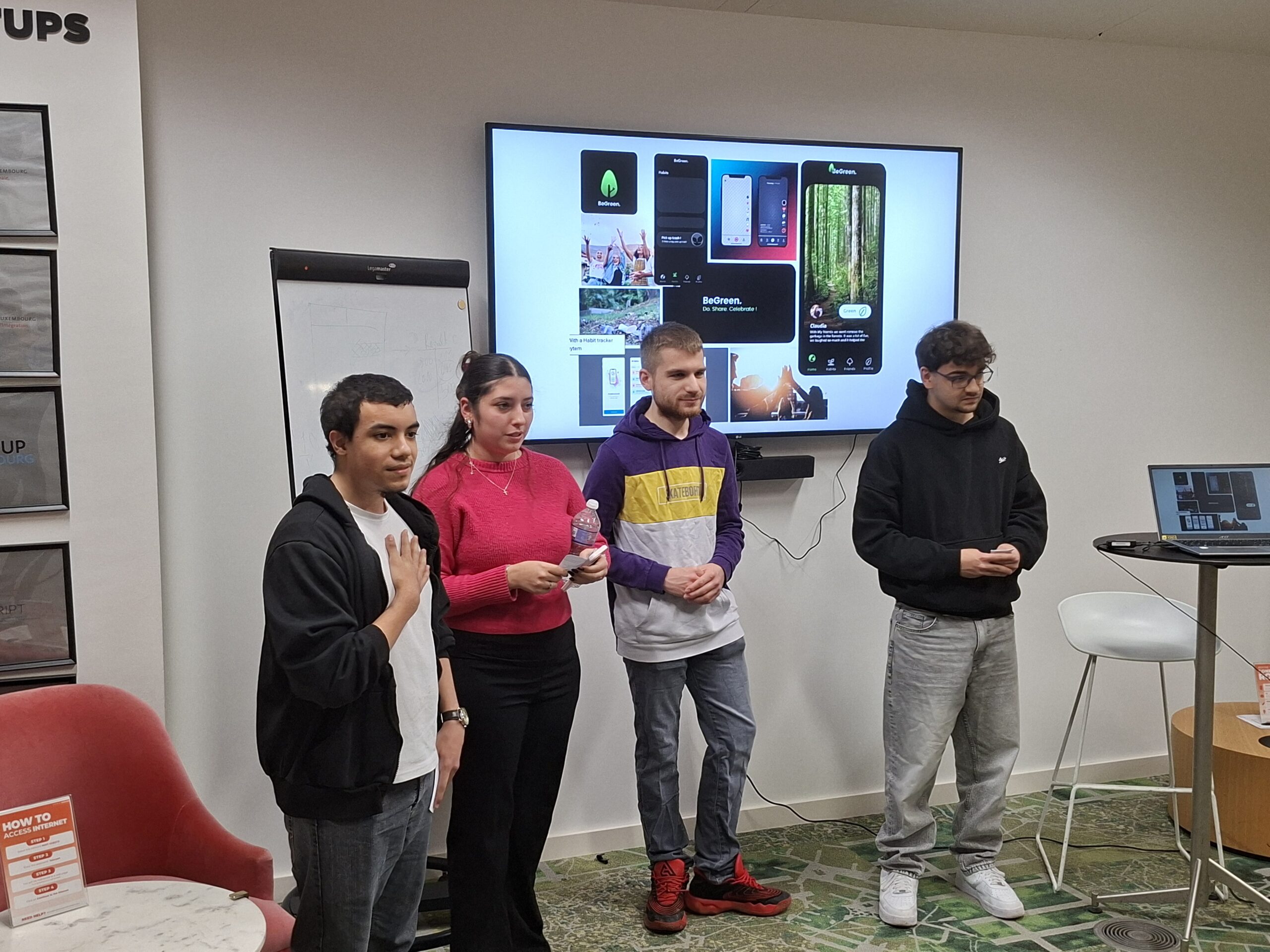 La classe B1DD défend son projet “BeGreen” devant un jury