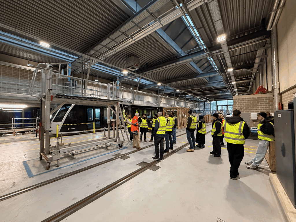 1TPSTU & DC2EL: Besichtigung der Firma Luxtram