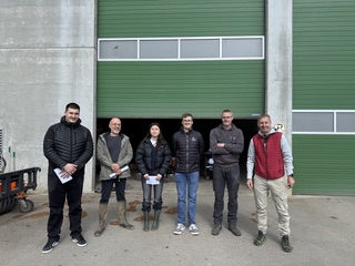 Die Klasse 1GSE besucht die Biogasanlage in Redange